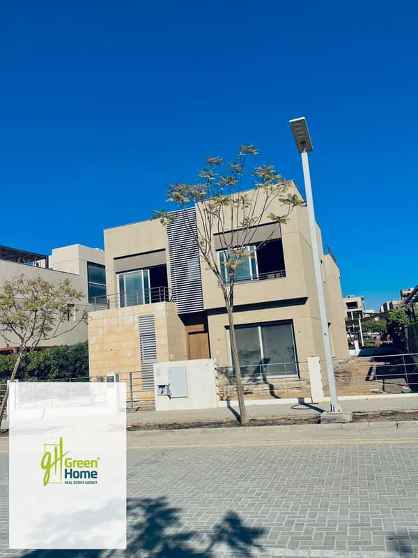 فيو مفتوح علي لاندسكيب فيلا مستقلة للبيع للاستلام الفوري في بالم هيلز القاهرة الجديدة Palm Hills New Cairo