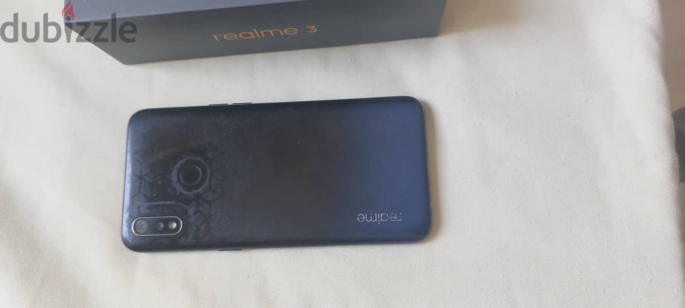 Realme 3 5