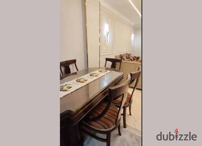 130 sqm apartment for sale, immediate delivery, resale, in a standalone corner building with a double view, directly from the owner, in Janna October,