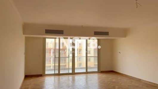 Penthouse with Roof RTM and High-end Finishing with ACs in Promenade