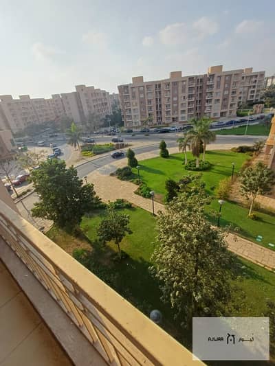 شقة 114 متر للبيع في مدينتي B11 فيو بارك .