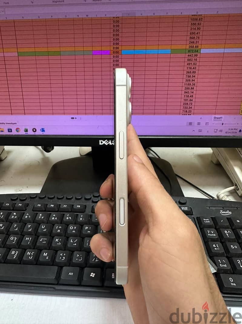 Apple - iPhone 17 2