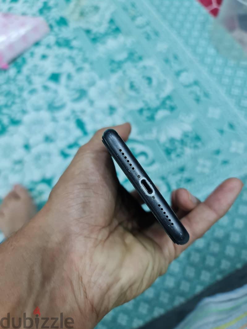 Apple - iPhone 11 6