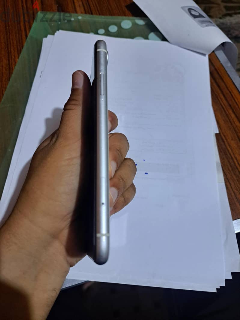 Apple - iPhone XR 128 giga 2