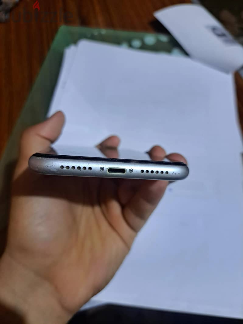 Apple - iPhone XR 128 giga 4