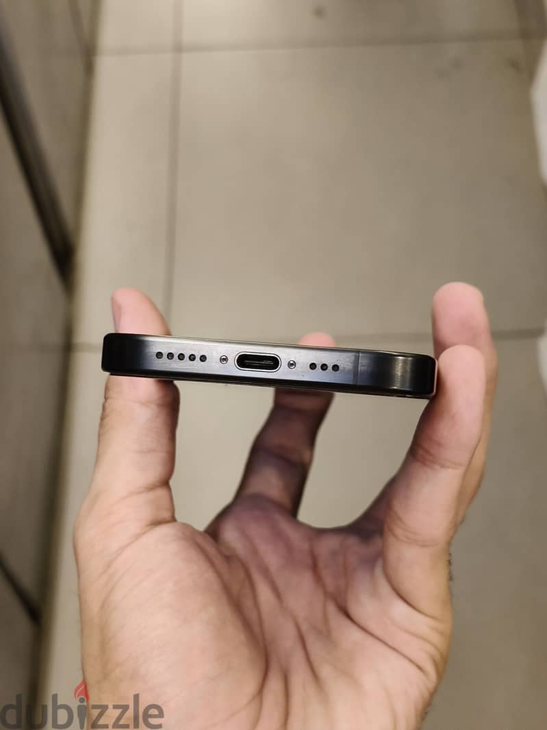 Apple - iPhone 15 Pro 3