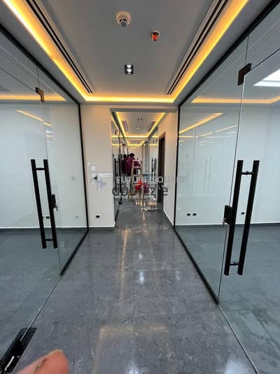مكتب اداري للايجار 155م مكيف ف hyde park-التجمع الخامس