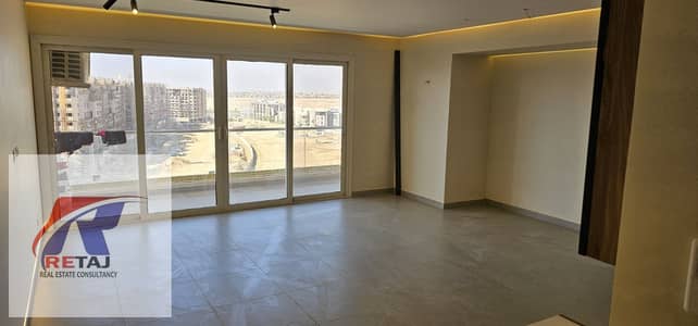 شقة للإيجار في كمبوند ماونتن فيو آي سيتي – القاهرة الجديدة | 170م | أول سكن | مطبخ وتكييف مركزي  للإيجار داخل كمبوند ماونتن فيو آي سيتي، شقة أول سكن