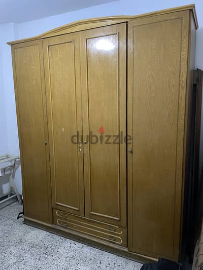 دولاب 2 متر ارتفاع 2متر20اربع درف  قشره ارو