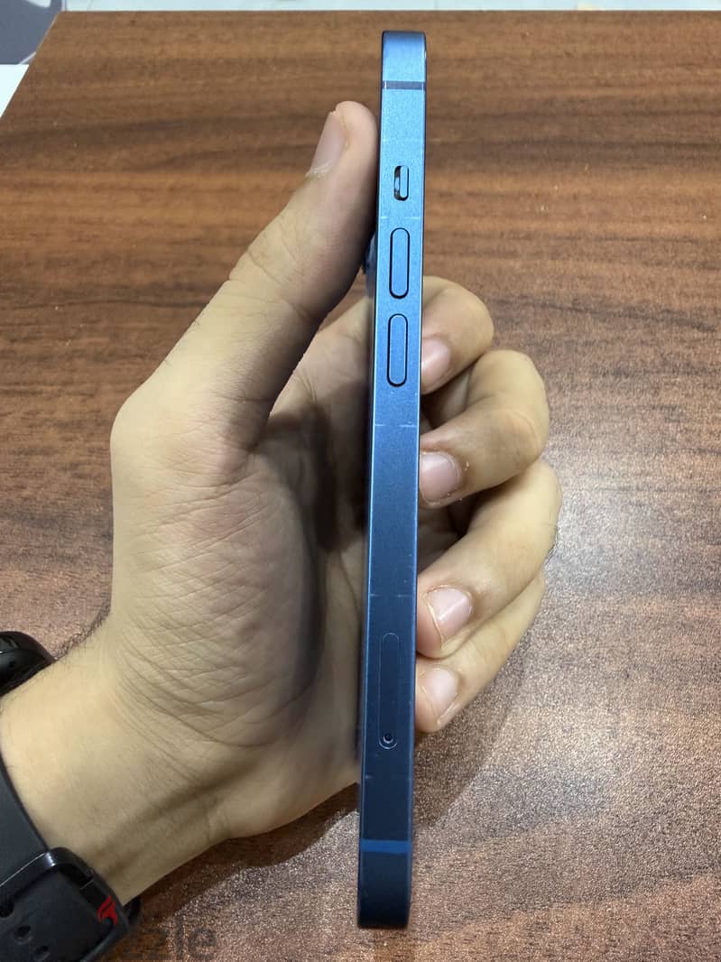 Apple - iPhone 13 13