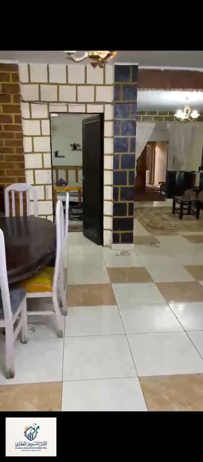 شقه للايجار المفروش عرب المعادي خطوات لشارع النصر وموقف العرب والمركز الاولمبي وكل الخدمات