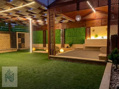The duplex is ultra super deluxe located in the sixth tourism area in front of Arabia Mall, 450m + garden 250m