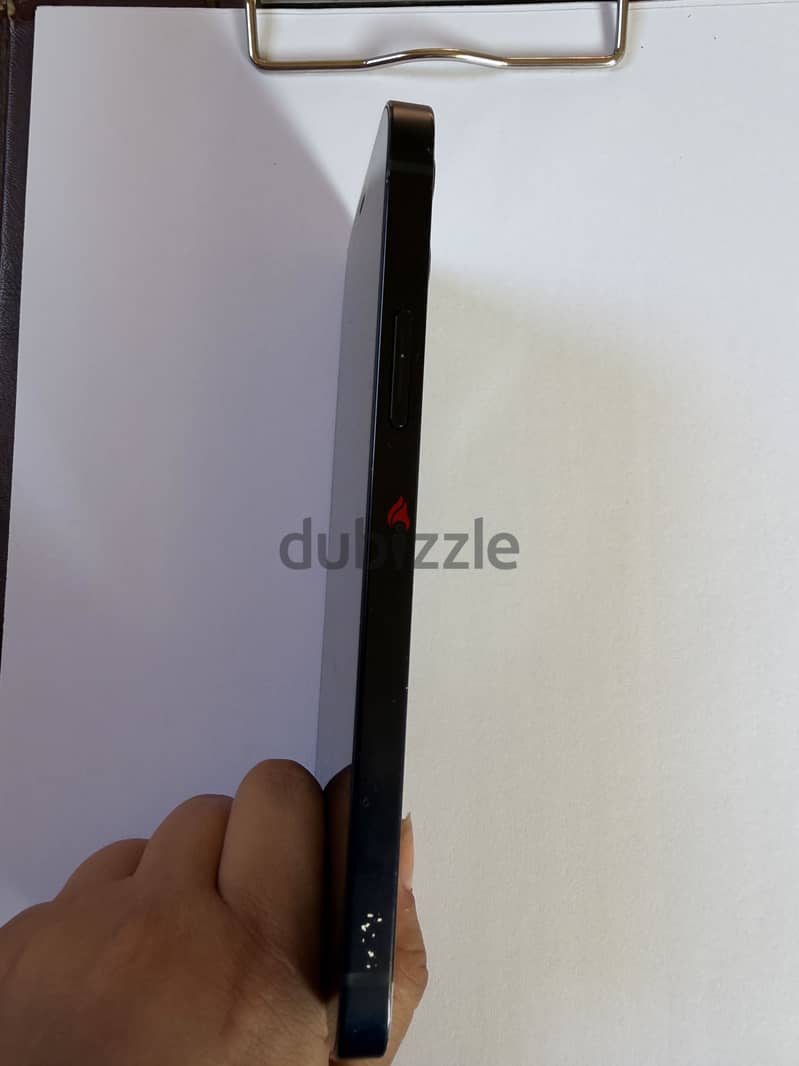 آبل - آيفون 12 3