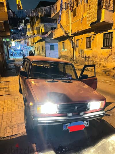 لادا 2105 1994حاله ممتازه
