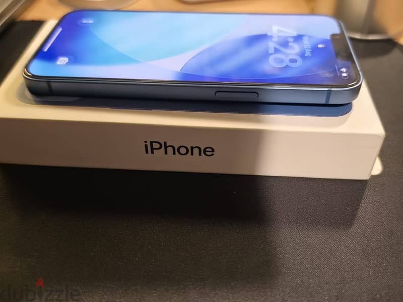 Apple - iPhone 13 5