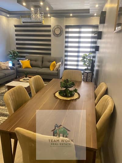 Furnished modern apartment for rent, fully air-conditioned, steps from Saudi and The Gate Mall, ultra-super deluxe
