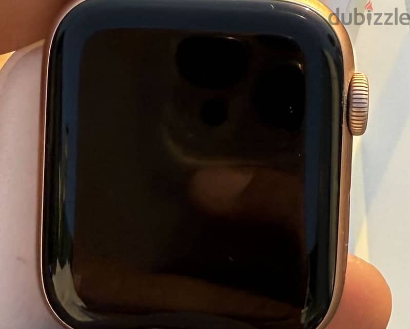 Apple watch 44  gold 3