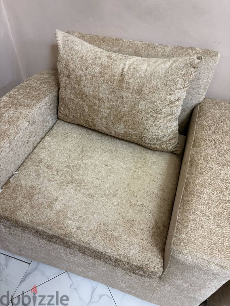 Living room 3