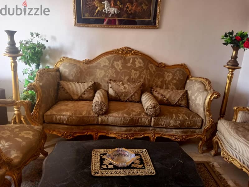 صالون بحالة جيدة 1