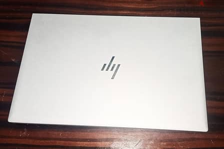 HP EliteBook  كسر زيرو مفهوش خدش