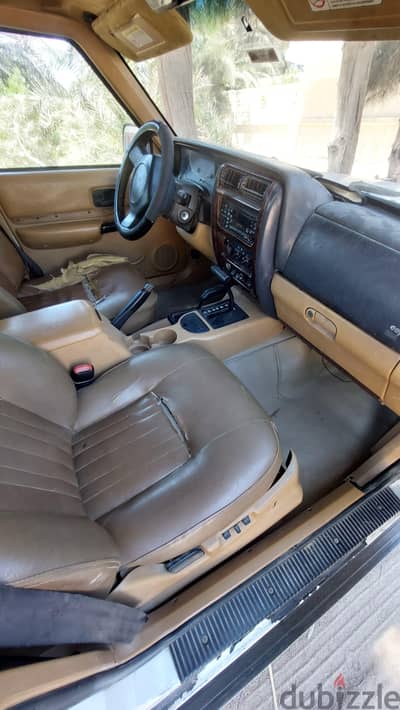 جيب شيروكى 1998