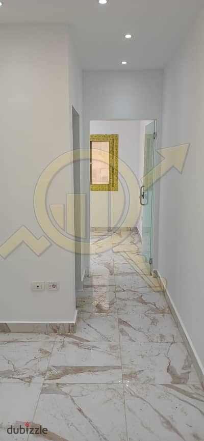 32 sqm Air-Conditioned Clinic for Rent in Clove Mall – EL Koronfel