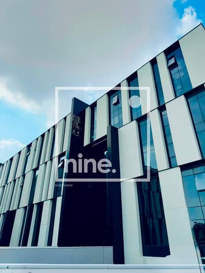 Divisible administrative building for rent in Hyde Park, Fifth Settlement, with an area of ​​704 square meters—offered at the best market rate of 700