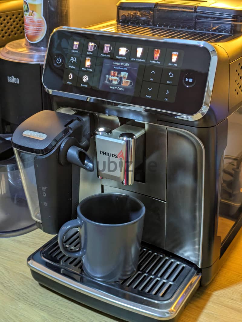 Philips Coffee Machine 5500 2