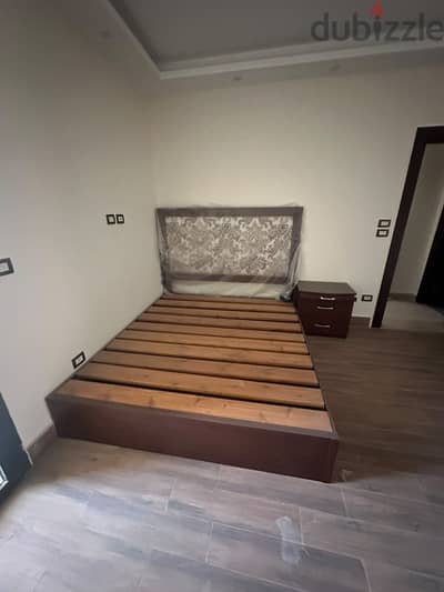 Wooden bed perfect condition
