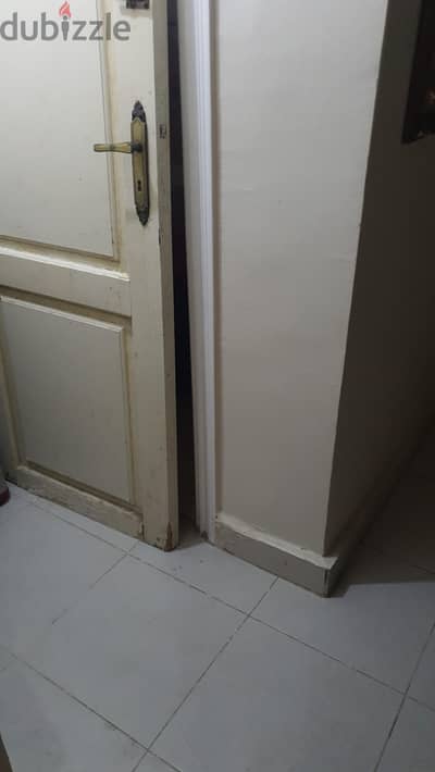 باب مطبخ مستعمل
