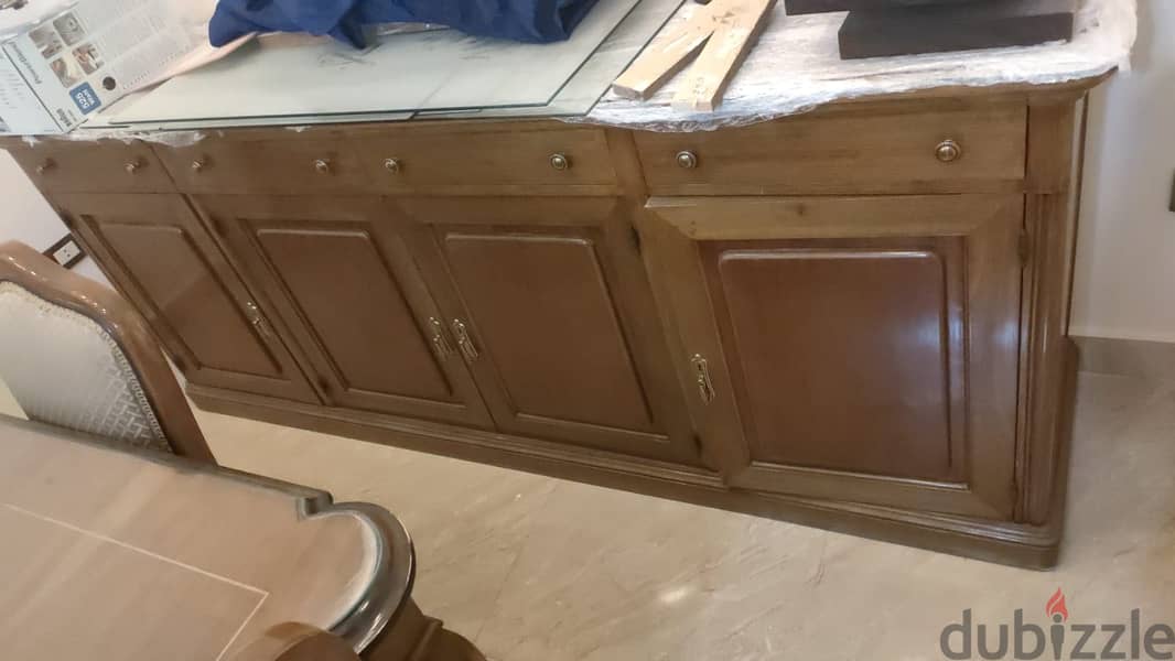 Dining table 4