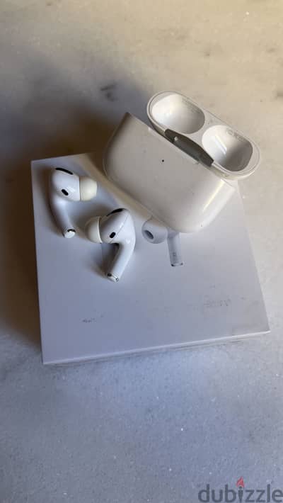 AirPods pro