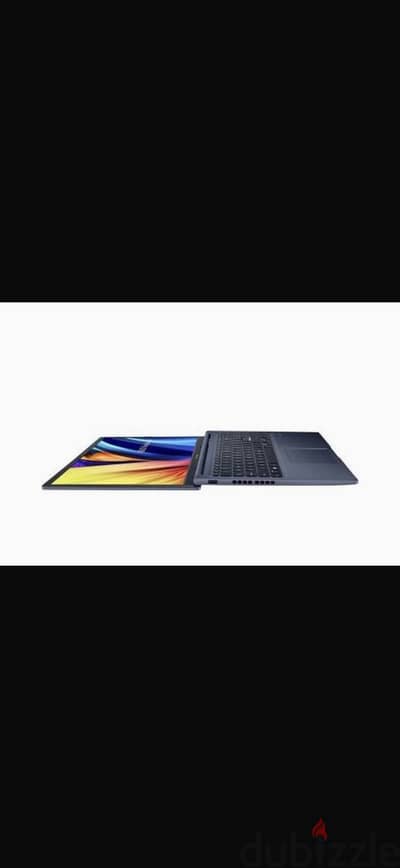 ASUS Vivobook X1504VA.