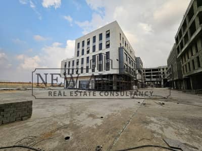 مكتب فاخربمساحة 137 متر  للإيجار في Am:Pm  بدون تشطيب  استلام خلال ٣ شهور في SWAN LAKE RESIDENCE