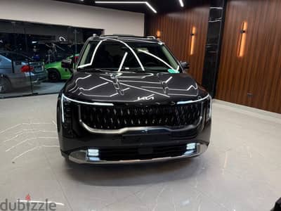 KIA Carnival 2025  بالسائق _ For Rent