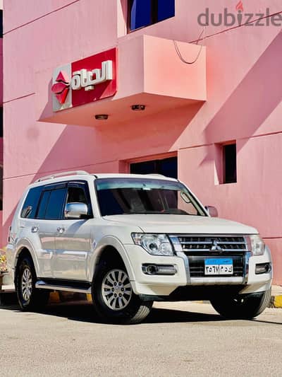 Mitsubishi Pajero 2020  _ For Rent بالسائق