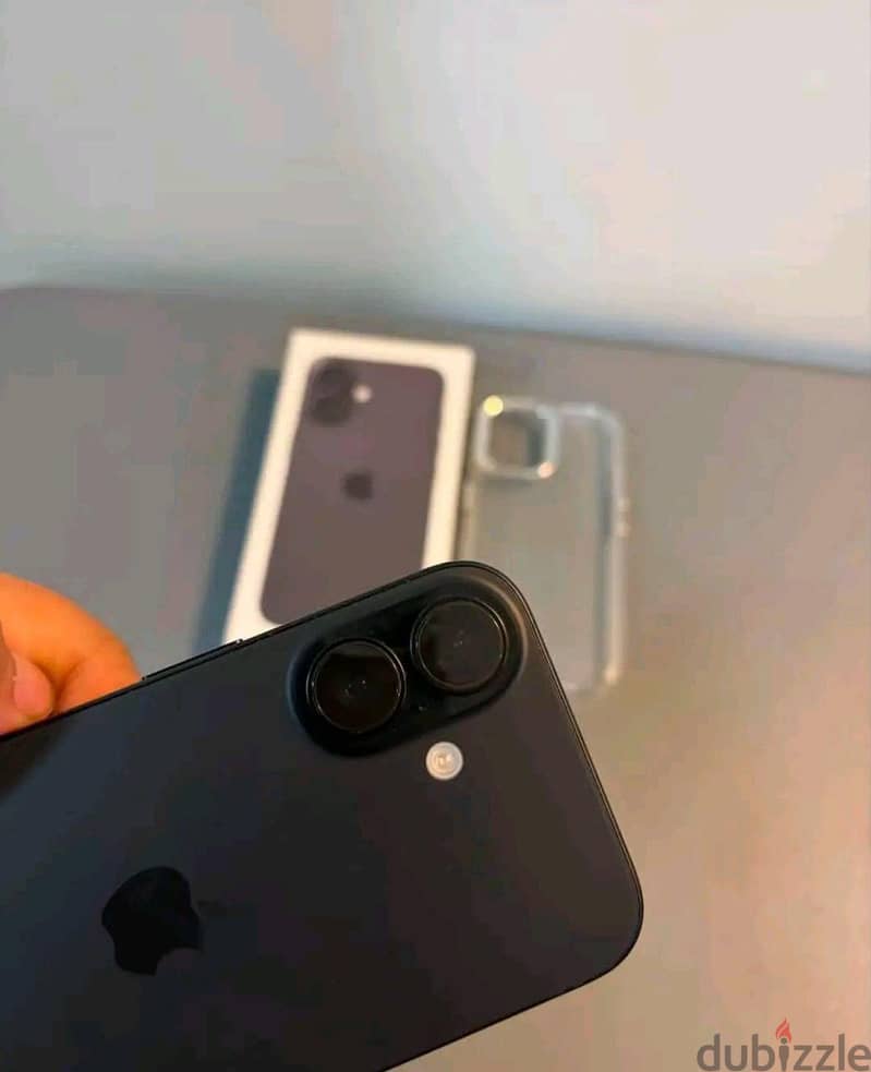 آبل - آيفون 16 2