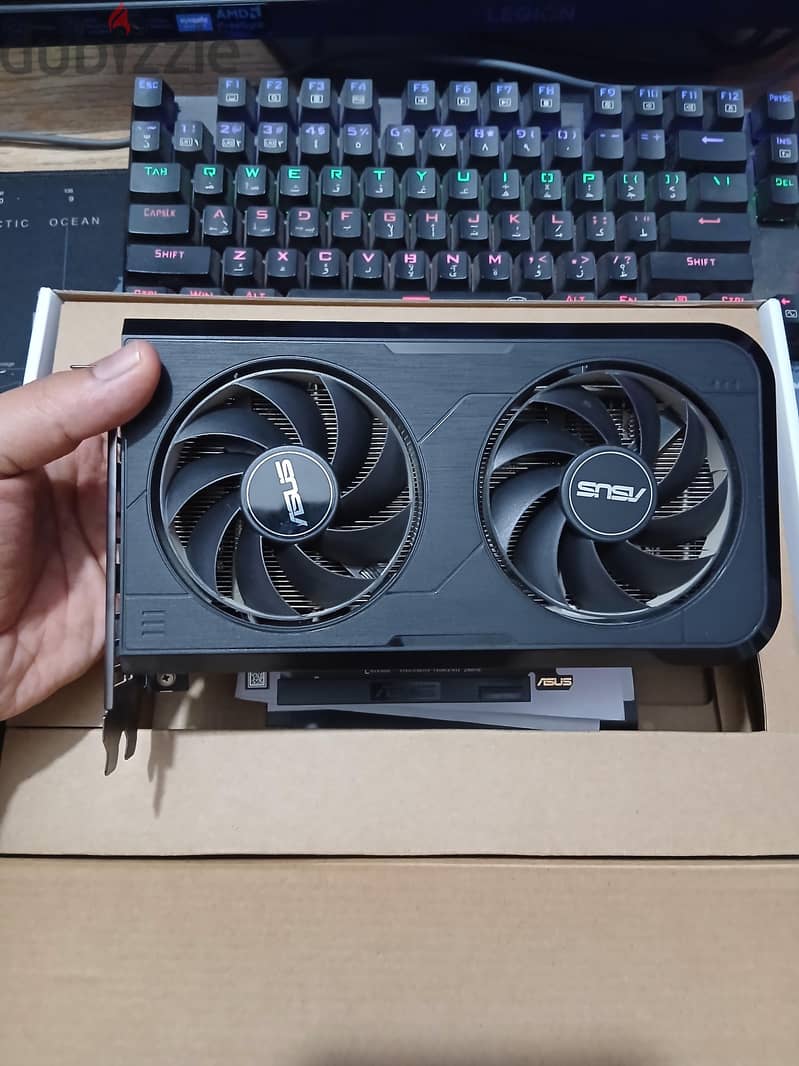 RTX 5050 Asus 1