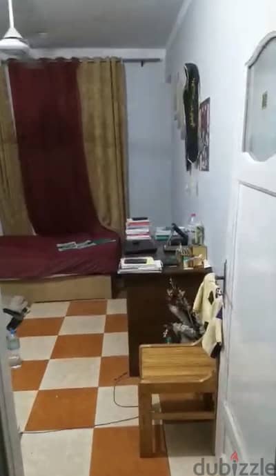 للبيع شقه بالزقازيق ٩٠ متر متشطبه دور تالت خلف جامعة الزقازيق