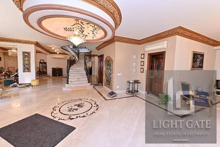 Luxurious modern villa for sale in the South Academy, Fifth Settlement, New Cairo