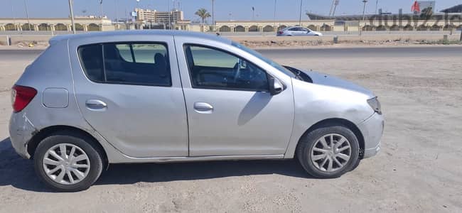 رينو سانديرو 2017