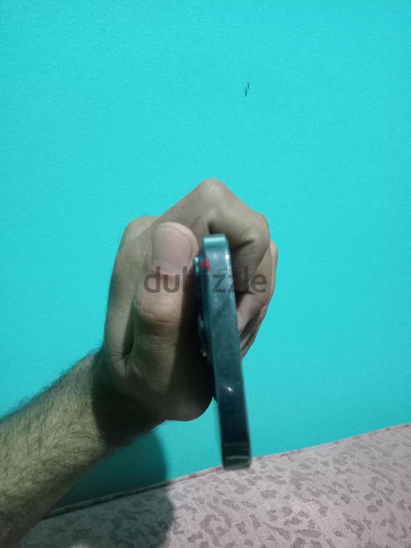 آبل - آيفون 13 برو 3