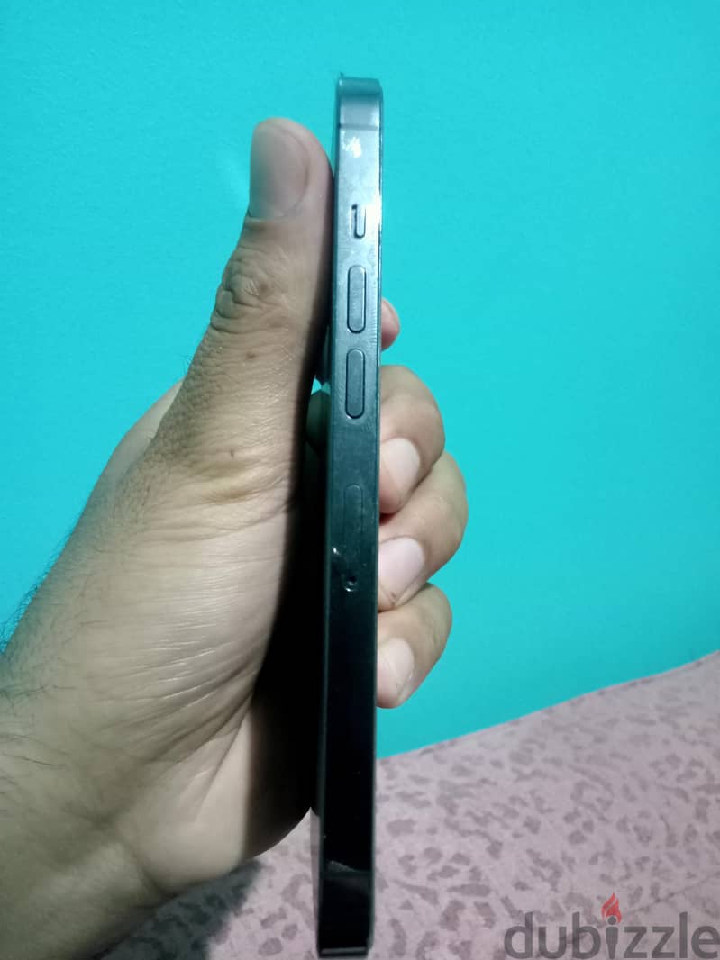 آبل - آيفون 13 برو 4