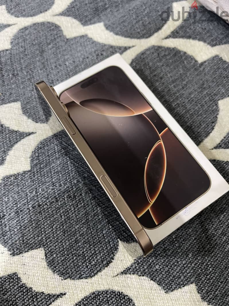 Apple - iPhone 16 Pro Max 1