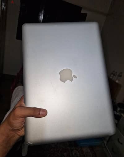 MACBOOK 2013