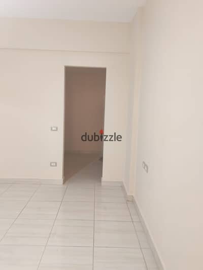بيزمنت للايجار ادارى بالياسمين فيلات ٣
