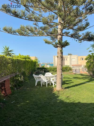 Chalet in Marina 4 ground floor second row on the sandy lake (Code 16)