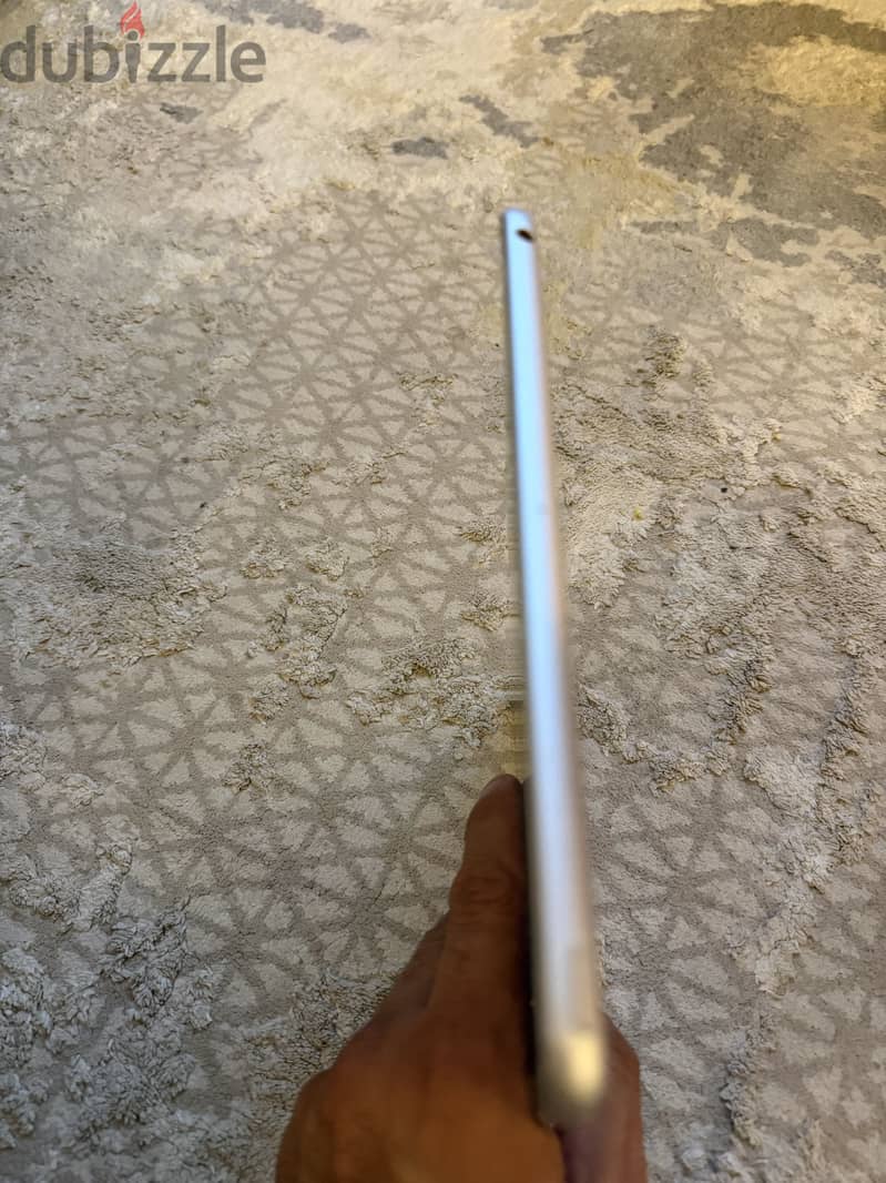 Ipad 6th generation 32 GB 2