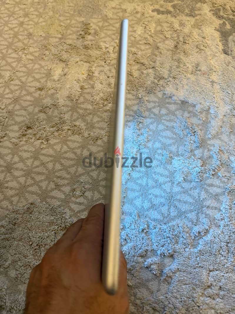Ipad 6th generation 32 GB 4