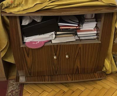 Tv table